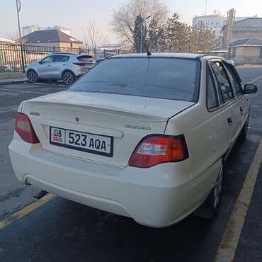 Транспорт: Daewoo Nexia: 2010 г., 1.6 л, Механика, Бензин — 4