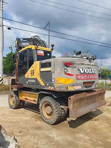 Экскаватор, Volvo, 2019 г., Колесный