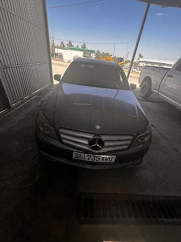 Mercedes-Benz C-Class: 2008 г., 2.5 л, Автомат, Бензин, Седан