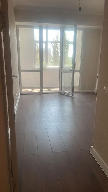 Недвижимость: 1 комната, 42 м², 4 этаж, Евроремонт — 2