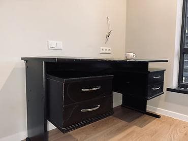 двухъярусная кровать и письменный стол: Офисный стол, Б/у, Нерегулируемый, цвет - Черный, Прямоугольный, Самовывоз, Платная доставка — 5