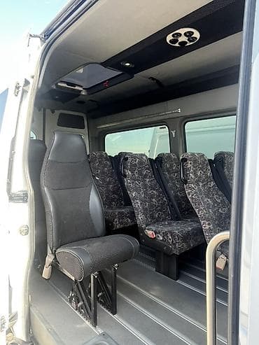 кио бонго: Mercedes-Benz Sprinter пассажирский микроавтобус (средняя база — 5
