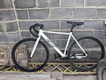 Фикс — Минимализм, контроль, скорость В отличном состоянии, без