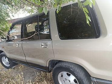 4х4 машина: Isuzu Bighorn: 1995 г. — 3