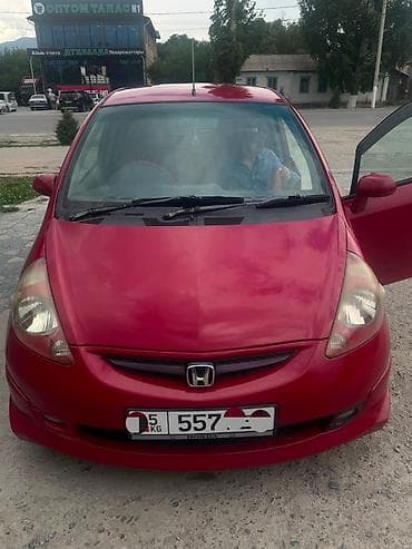 Honda Fit: 2001 г., 1.3 л, Вариатор, Бензин, Хэтчбэк at lalafo.kg Honda Fit: 2001 г., 1.3 л, Вариатор, Бензин, Хэтчбэк