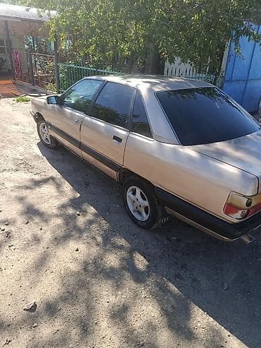 prius plus: Audi 100: 1989 г., 2 л, Механика, Бензин, Седан — 3