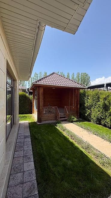 продаю повельен: Asia Palace справа от Карвена 200 кв м, примерно 10 соток первая — 10