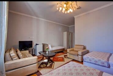 пол дома бишкек: Просторный номер с двумя одноместными кроватями и зоной отдыха — 3