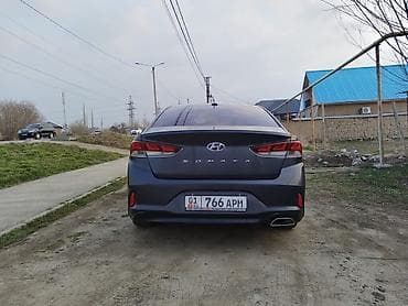 Продажа авто: Hyundai Sonata: 2017 г., 2 л, Автомат, Бензин, Седан — 3