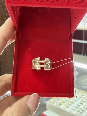 Кольца: Золотое кольцо с резным узором “звёздочки” - Материал: жёлтое золото — 9