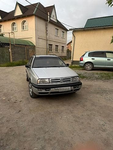 vr6 2 8: Volkswagen Vento: 1993 г., 1.8 л, Механика, Бензин, Седан — 4