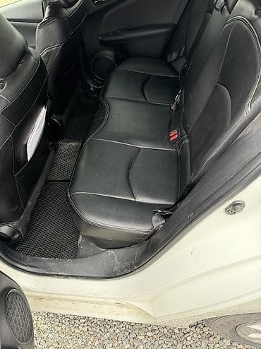 step 2: Toyota Prius: 2016 г., 1.8 л, Автомат, Гибрид, Хэтчбэк — 10