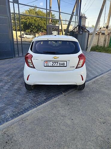 шеврале эпика: Chevrolet Spark: 2017 г., 1 л, Автомат, Бензин, Хэтчбэк — 4