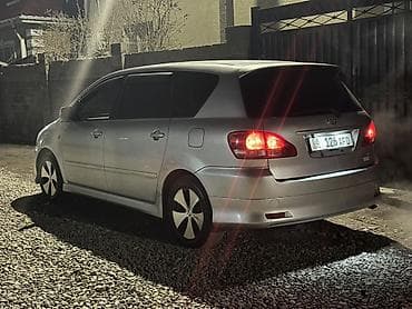 тайота вил: Toyota Ipsum: 2003 г., 2.4 л, Автомат, Газ, Минивэн — 2