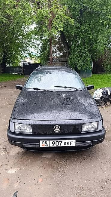 mersedes e320: Volkswagen Passat: 1993 г., Универсал — 2