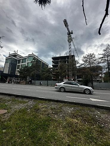 Продаю коммерческое помещение, в строящемся торговом центре по — 9