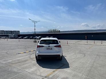 tesla 3: Lexus NX: 2019 г., 2 л, Автомат, Бензин, Кроссовер — 3