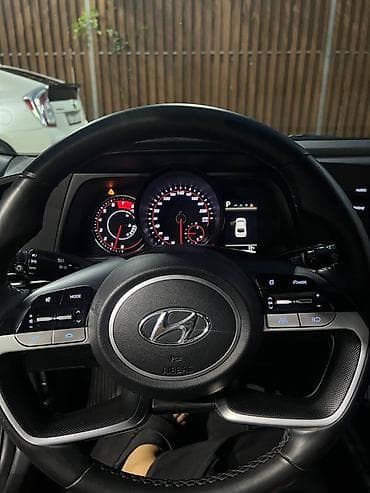 часы диски: Hyundai Avante: 2021 г., 1.6 л, Автомат, Газ, Седан — 2