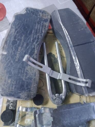 коробка на виш: Предняя тормозная колодка Ferrari 2020 г., Новый, Оригинал, Япония — 3