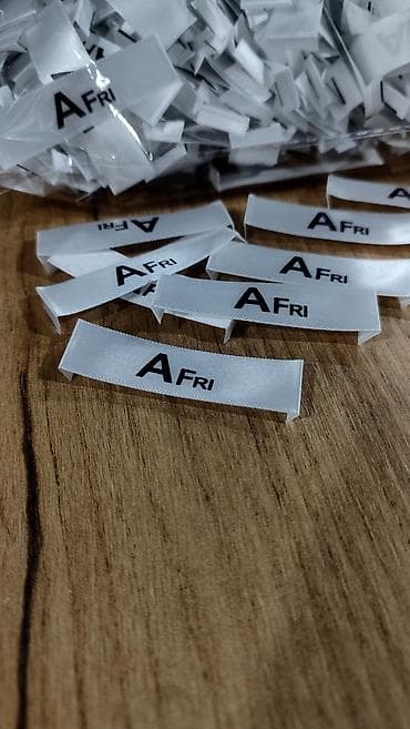 заказ футболок с надписью: Шелкография, Высокоточная печать, | Пакеты, Футболки, Этикетки — 1