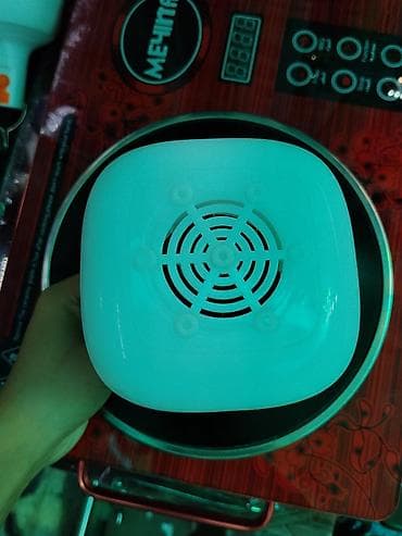 летающая: Ультразвуковой отпугиватель/ловушка для насекомых с LED-подсветкой — 2