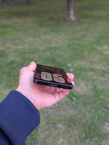 поко фз: Poco F7, Б/у, 256 ГБ, цвет - Черный — 6