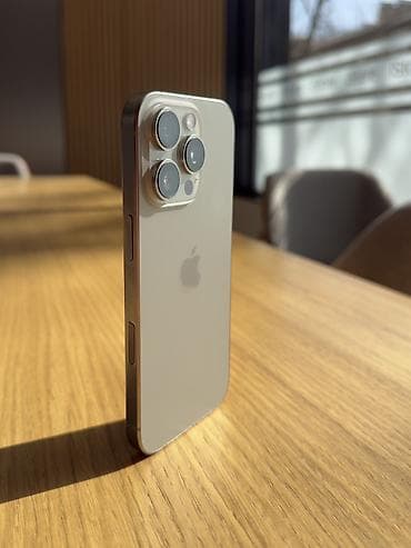 macbook pro 2011: IPhone 16 Pro, Б/у, 256 ГБ, Natural Titanium, Защитное стекло, Чехол, Кабель, 93 % — 2