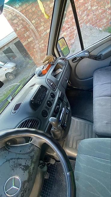 трейлер кемпер: Эвакуатор, Mercedes-Benz, 2003 г., Ломаная — 3