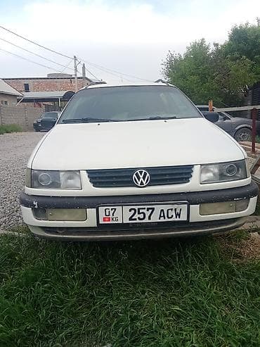 Продажа авто: Volkswagen Passat: 1995 г., Механика — 3