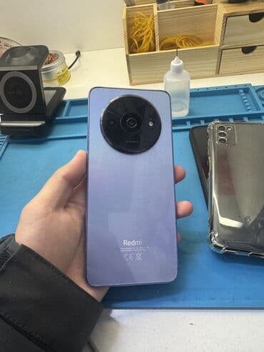 5 000 сомов только телефон доставка: Redmi, Redmi 9A, Б/у — 4