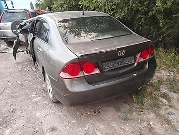 капот хонда сивик: Honda Civic: 2007 г., Седан — 2