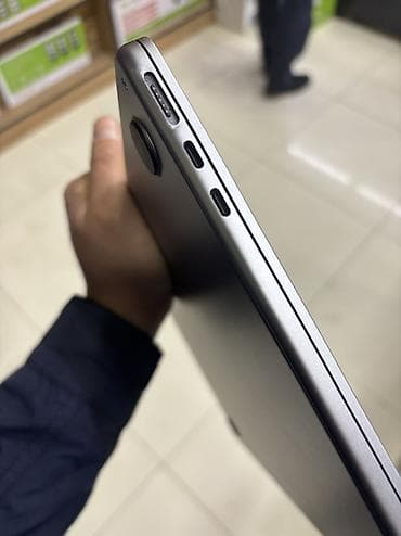 acer liquid jade 2: MacBook Air M2
8/256GB
97%
Идеал — 6