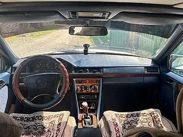 kia sorrnto: Mercedes-Benz E-Class: 1994 г., 2.2 л, Механика, Бензин, Универсал — 6