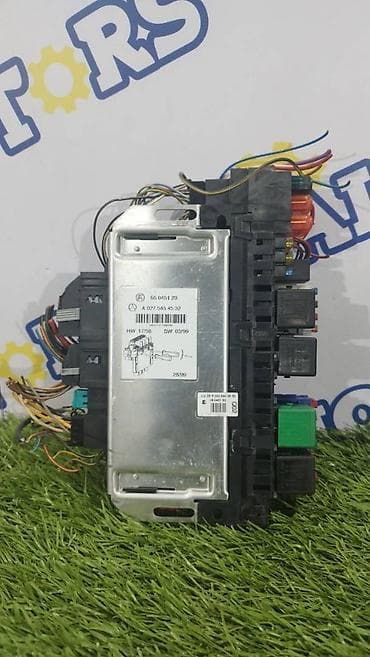 s500: Mercedes-Benz S500 W220 v-5.0 2000 год, блок sam — 1