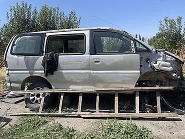 Mitsubishi Delica дизель 2 кузов хотели перекинуть времени нету движок — 5