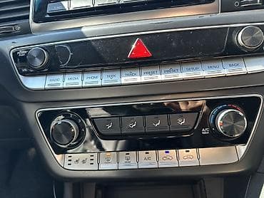 цена только сегодня: Hyundai Sonata: 2020 г., 2 л, Автомат, Газ, Седан — 8