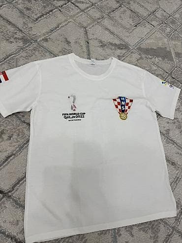 Куртки: Футбольная футболка сборной Хорватии с номером 10 и фамилией “Modrić” — 5