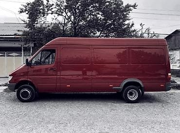 Буйрутма берүү Мерседес жүк ташуучу спринтер, Көчүү, Жүк ташуучу жумушчусу менен