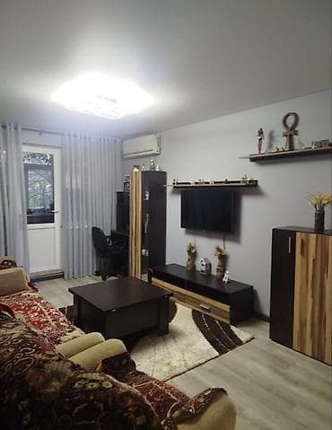 osh flat: 3 комнаты, 59 м², 104 серия, 2 этаж — 1