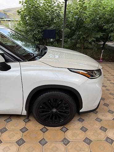 Продажа авто: Toyota Highlander: 2023 г., 2.5 л, Автомат, Гибрид, Седан — 5
