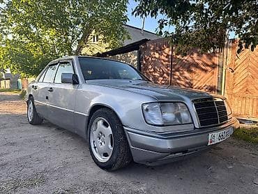 набор ключей для автомобиля б у: Mercedes-Benz W124: 1993 г., 2.2 л, Механика, Бензин, Седан — 3