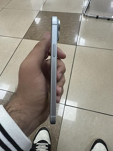 IPhone 15plus 128 ГБ Двойные физические симы (зарегистрированные)