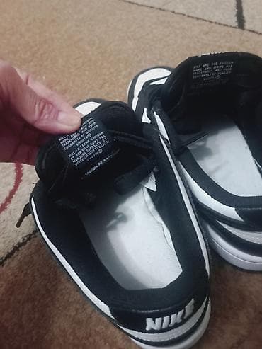 Мырзалардын бут кийими: Эркектердин кроссовкасы, 40, Nike, Колдонулган, түсү - Кара, Өзү алып кетүү — 2