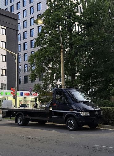 продаю фотолампу: Эвакуатор, Mercedes-Benz, Сдвижная — 1