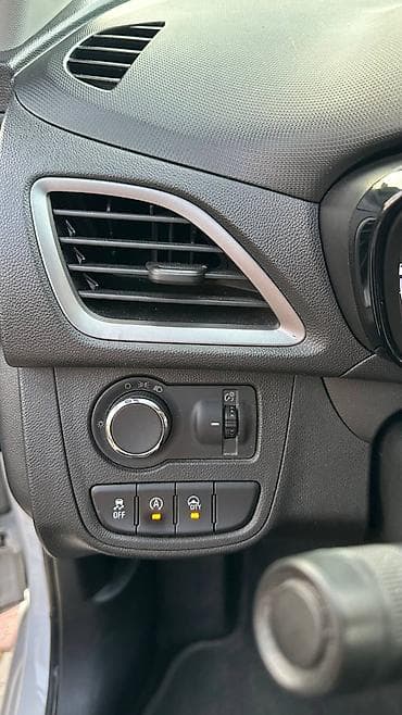 01: Chevrolet Spark: 2018 г., 1 л, Вариатор, Бензин, Хэтчбэк — 8