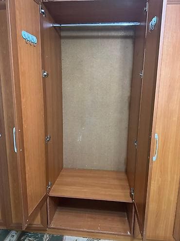 small table: Шифоньер, шкаф для одежды, Б/у, Прямой, ЛДСП — 3