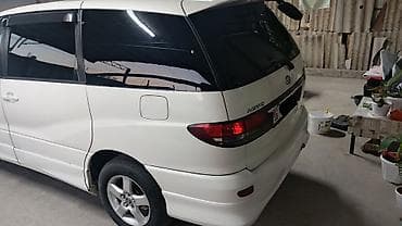 235 35 18: Toyota Estima: 2003 г., 2.4 л, Автомат, Бензин, Минивэн — 4