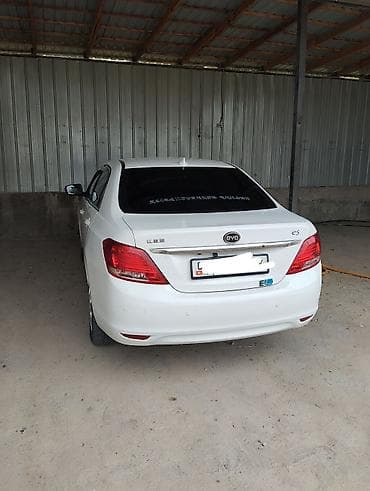 Унаа: BYD E5: 2017 г., 1.8 л, Автомат, Электромобиль, Седан — 1