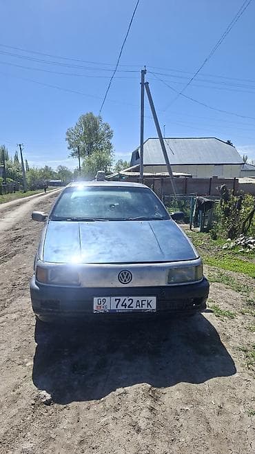 Volkswagen Passat: 1989 г., Бензин, Седан