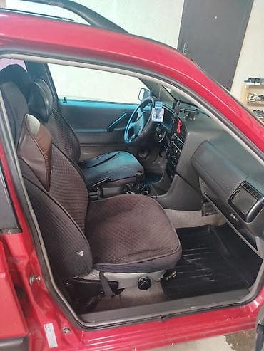 mini kooper: Volkswagen Passat Variant: 1992 г., Механика, Универсал — 4